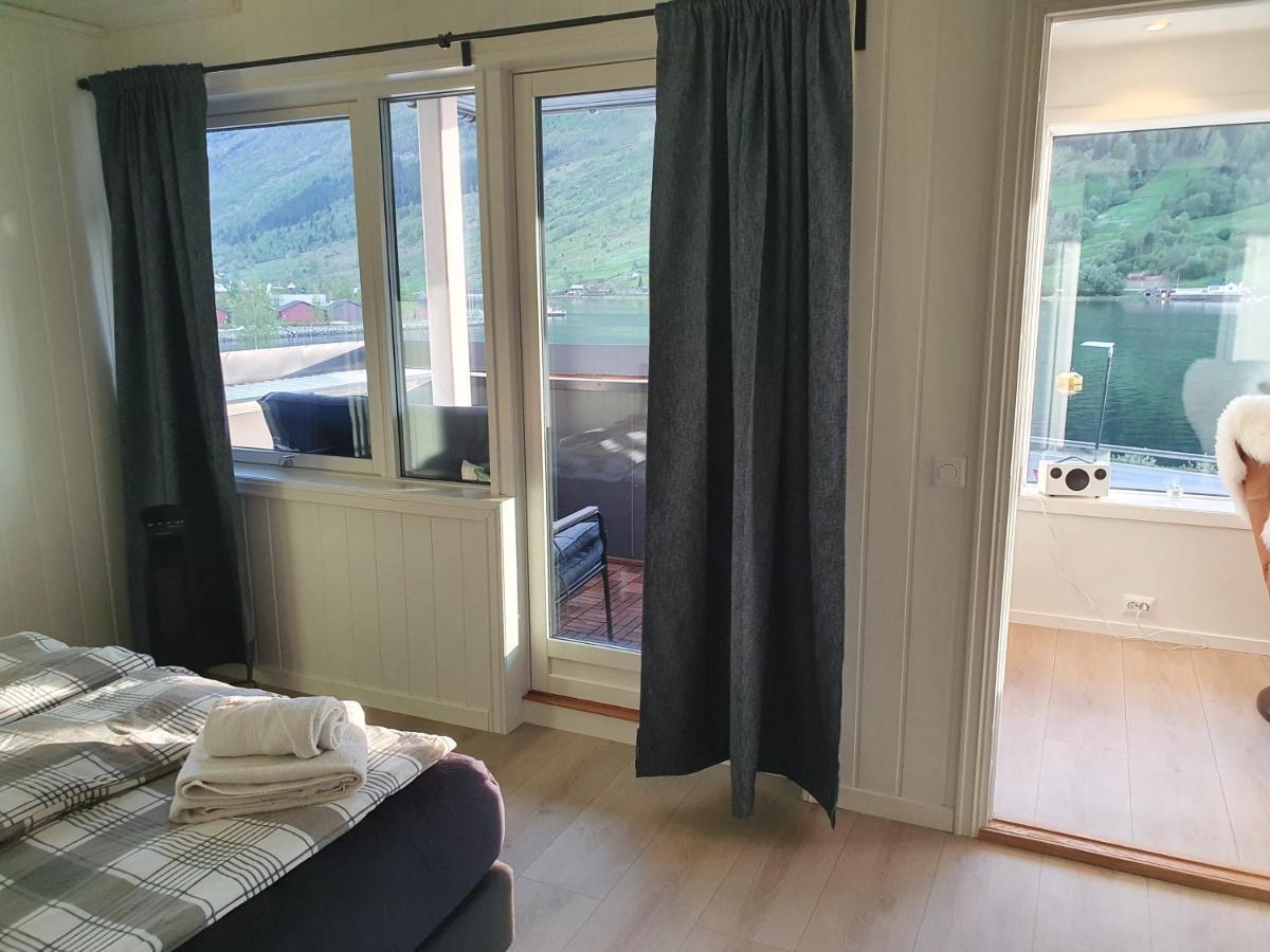 Moderne Panoramaleilighet 3-Roms I Olden Eksteriør bilde